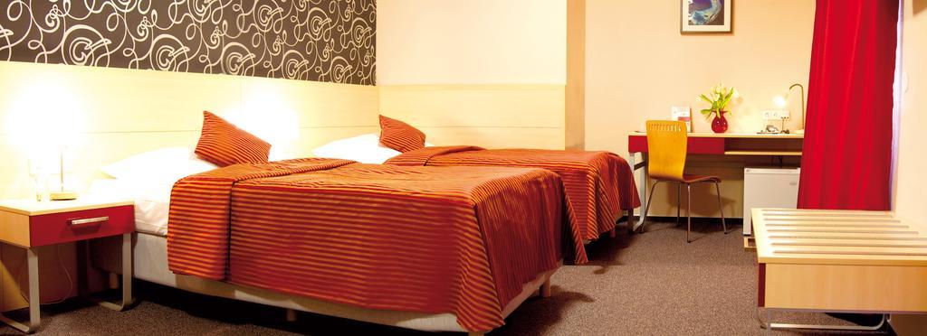 Hotel Albellus Брно Экстерьер фото