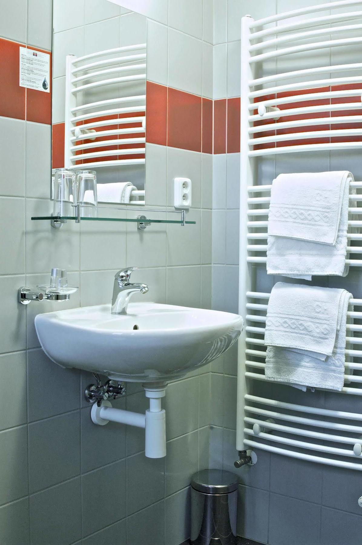 Hotel Albellus Брно Экстерьер фото